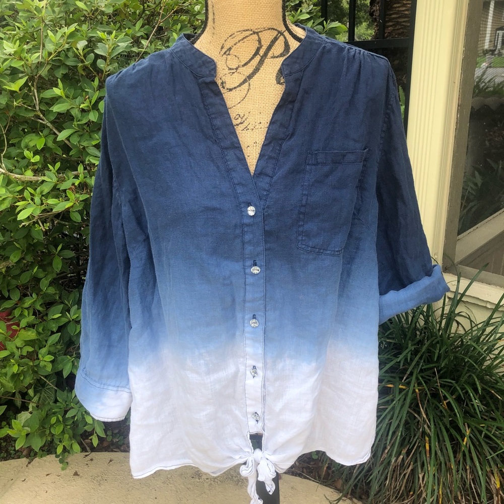 Tie up blouse, you can make extreme or leave loose